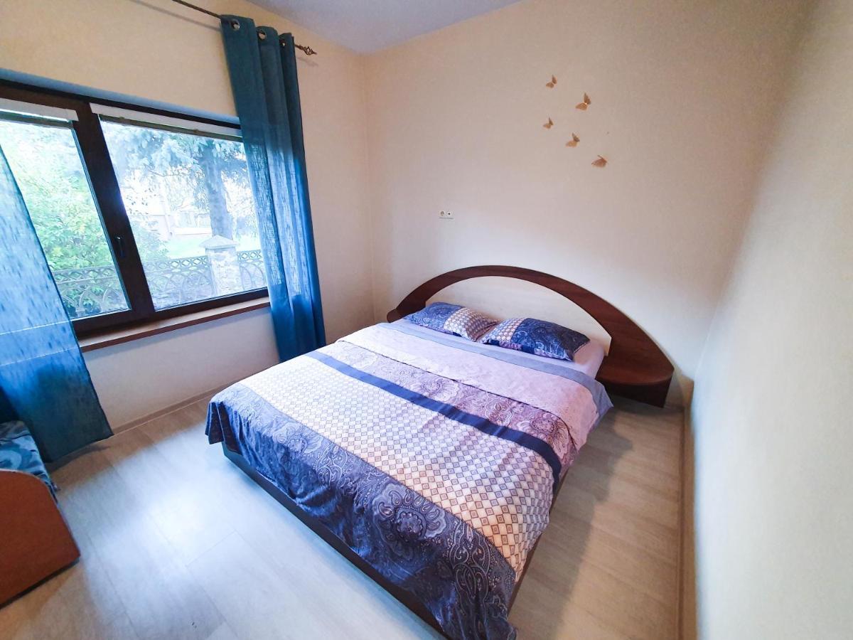 K-Town - Apartment Near The Lake Kaunas Esterno foto